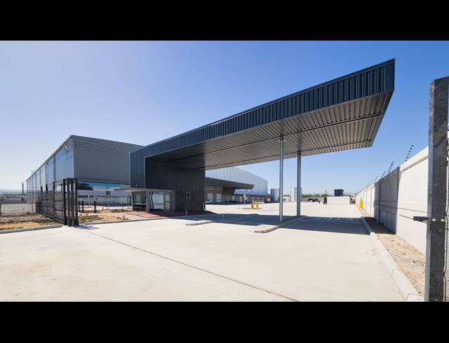 17,600M² WAREHOUSE TO LET IN PAROW INDUSTRIAL